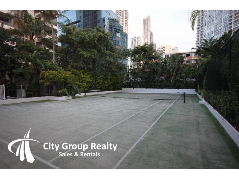 19 Riverview Parade, Surfers Paradise QLD 4217