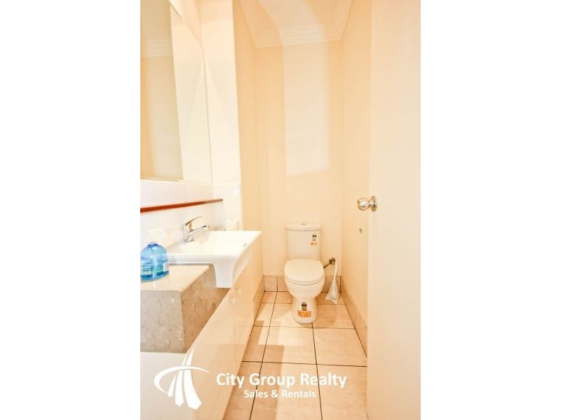 102 Smith Street, Southport QLD 4215