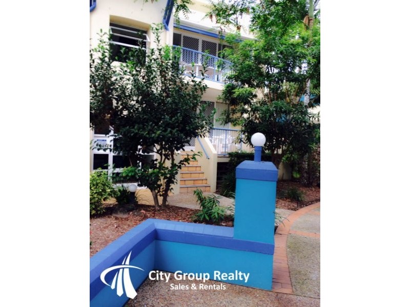 16 Alexandra Avenue, Broadbeach QLD 4218