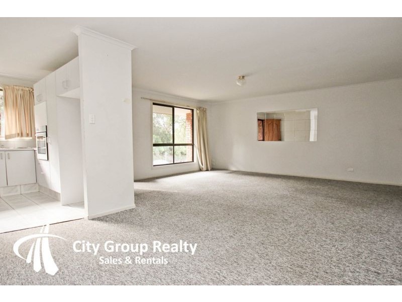 86 Edmund Rice Drive, Southport QLD 4215