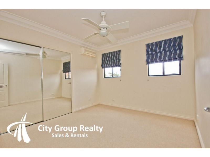 121 Edinburgh Road, Benowa QLD 4217