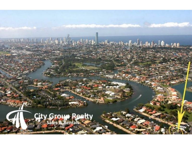 40 Cypress Dr, Broadbeach Waters QLD 4218