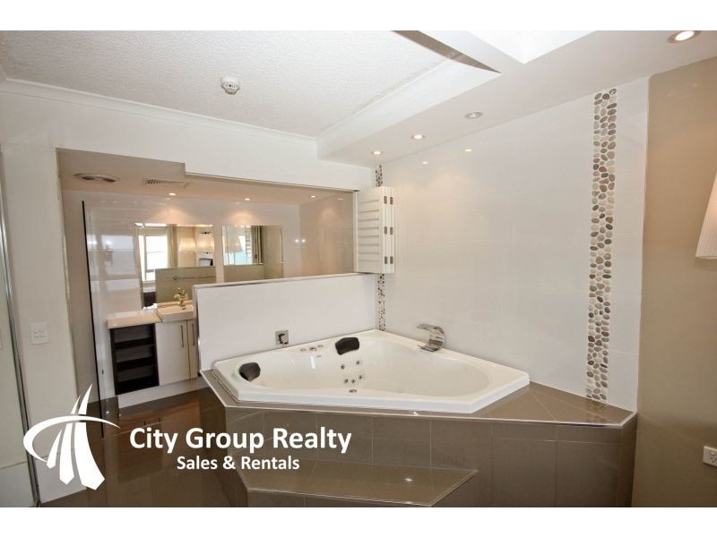 37/142 “Pacific Plaza” The Esplanade, Surfers Paradise QLD 4217