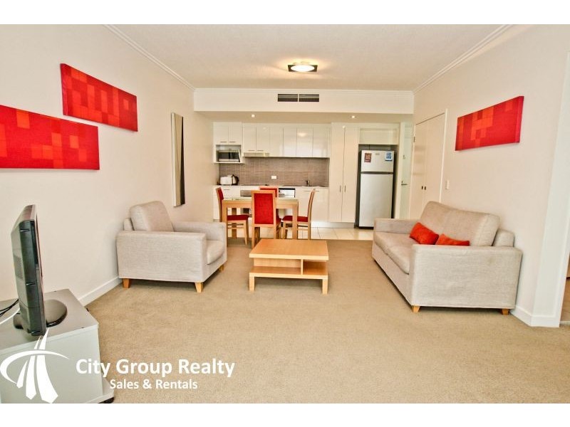 2207/33 T E Peter,s Drive, Broadbeach Waters QLD 4218