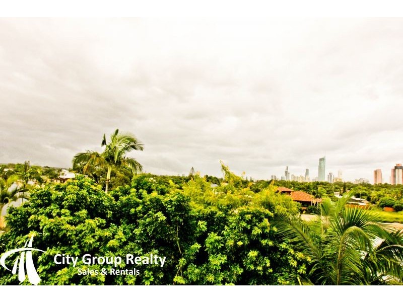 2207/33 T E Peter,s Drive, Broadbeach Waters QLD 4218