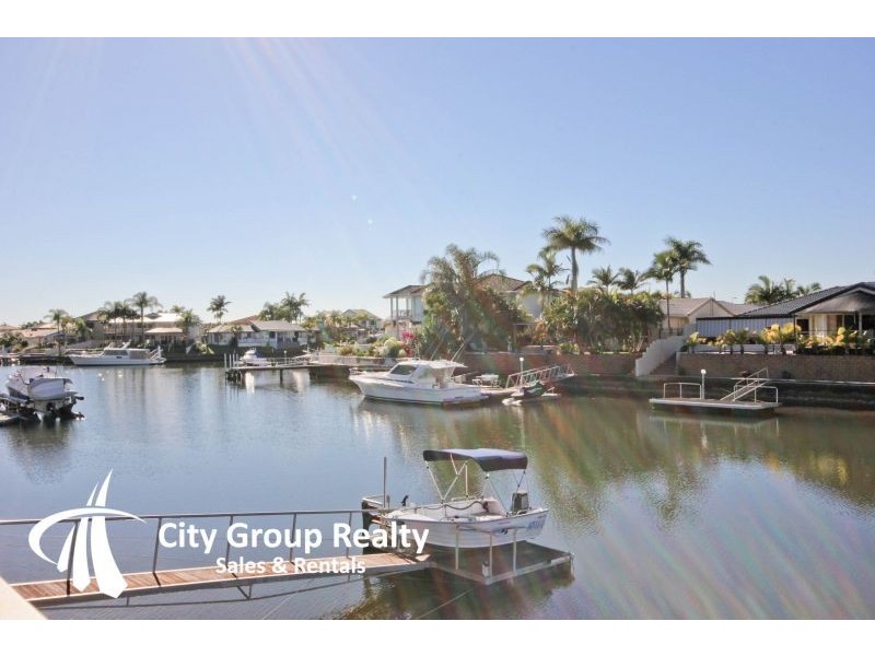 476 Oxley Drive, Runaway Bay QLD 4216