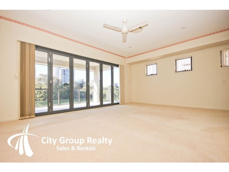 2/46 Paradise Island, Surfers Paradise QLD 4217