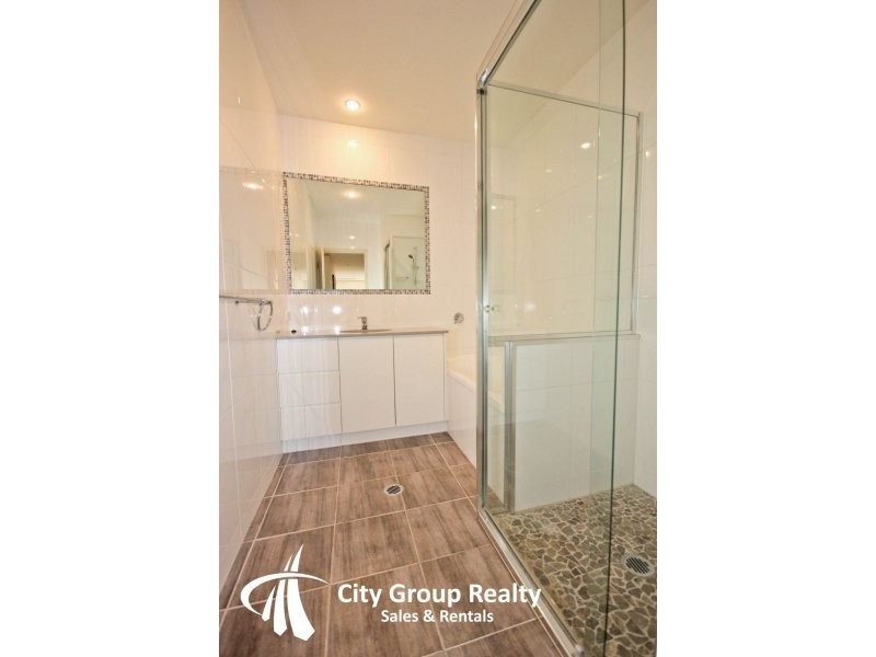 2/46 Paradise Island, Surfers Paradise QLD 4217