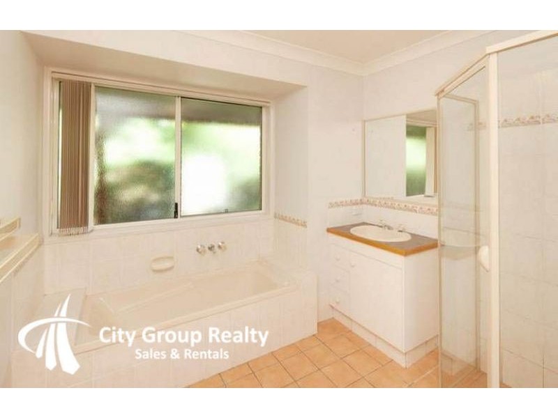 3/291 Ashmore Road, Benowa QLD 4217