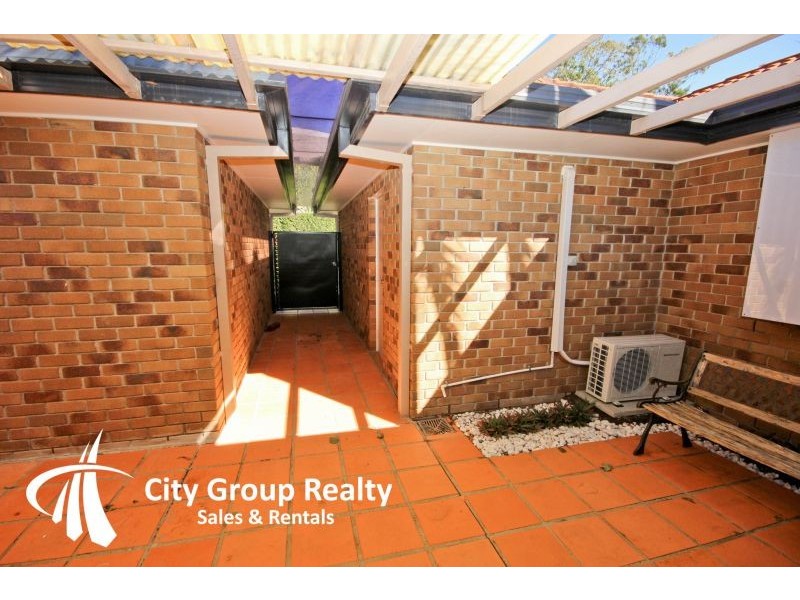 Broadbeach Waters QLD 4218