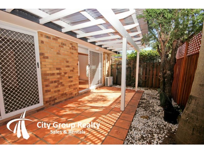 Broadbeach Waters QLD 4218