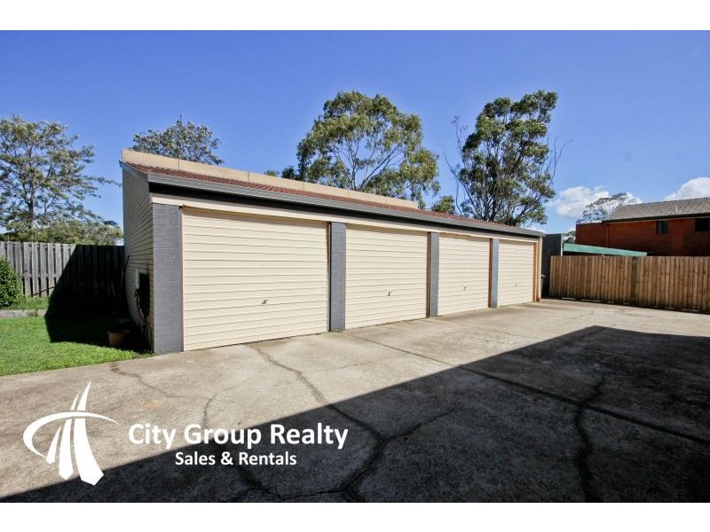 2/12 Oceanic Drive, Mermaid Waters QLD 4218