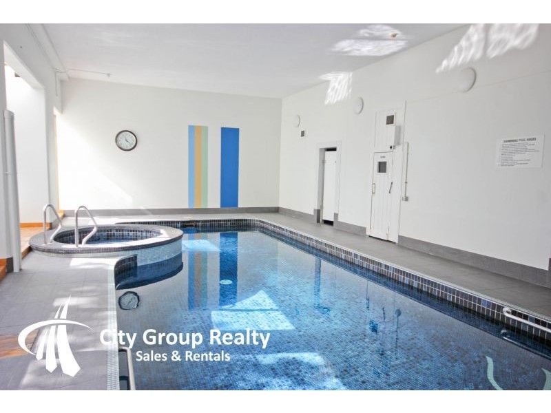 11D/10 Marine Parade, Southport QLD 4215