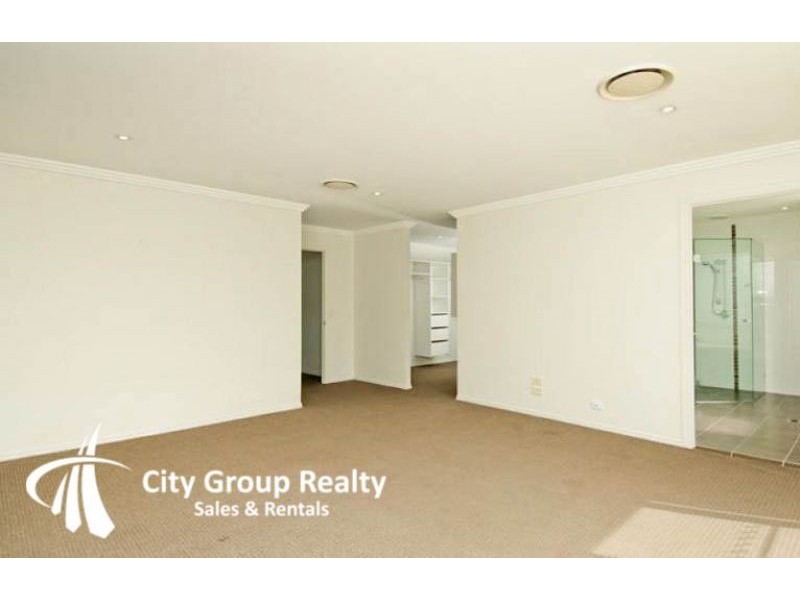 7a Vespa Crescent, Surfers Paradise QLD 4217