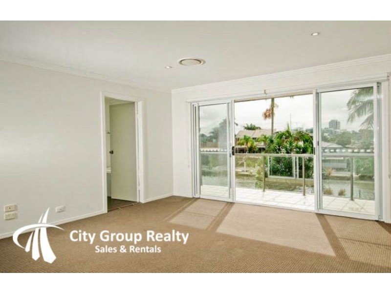 7a Vespa Crescent, Surfers Paradise QLD 4217