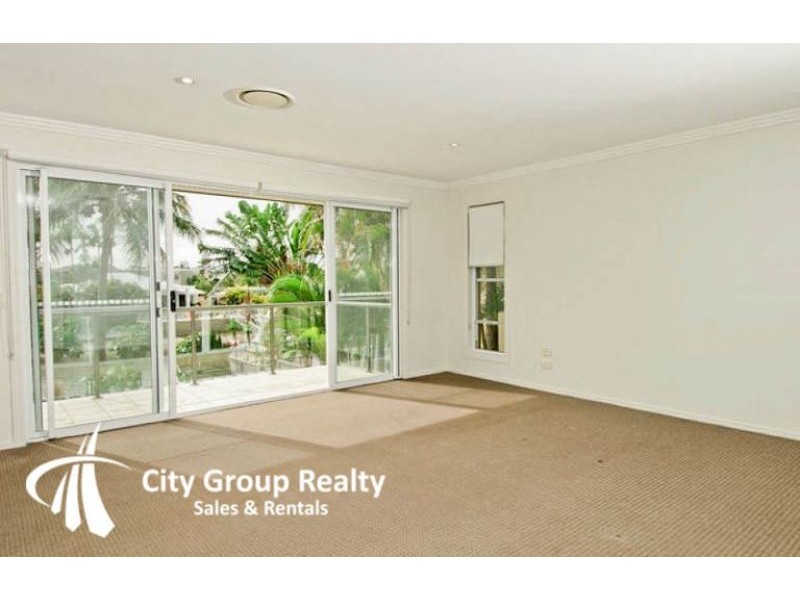 7a Vespa Crescent, Surfers Paradise QLD 4217