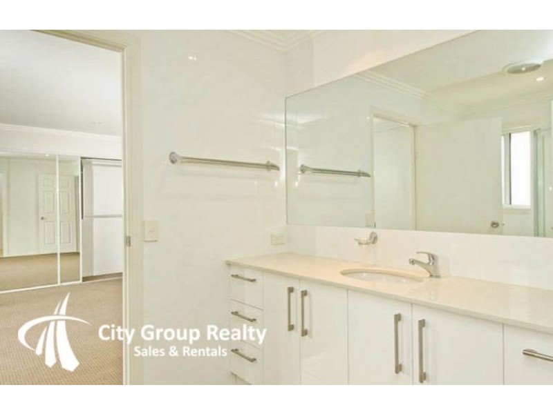 7a Vespa Crescent, Surfers Paradise QLD 4217