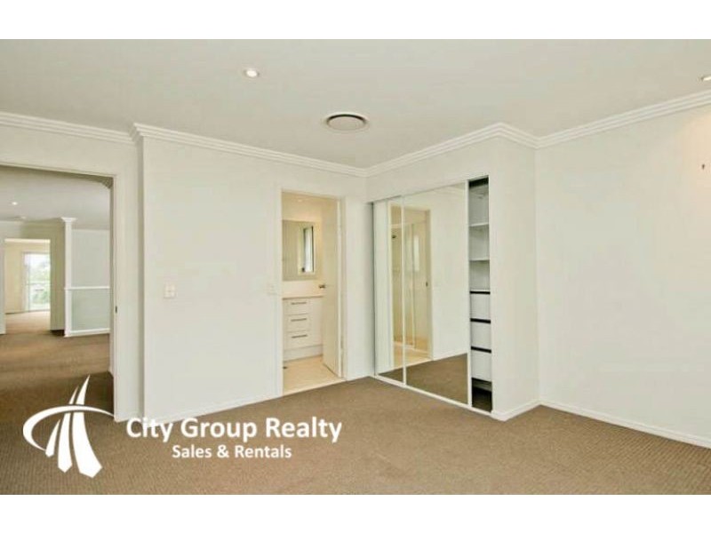 7a Vespa Crescent, Surfers Paradise QLD 4217