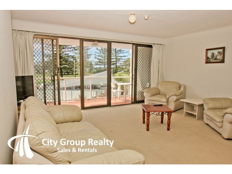 102/157 Old Burleigh Road, Broadbeach QLD 4218