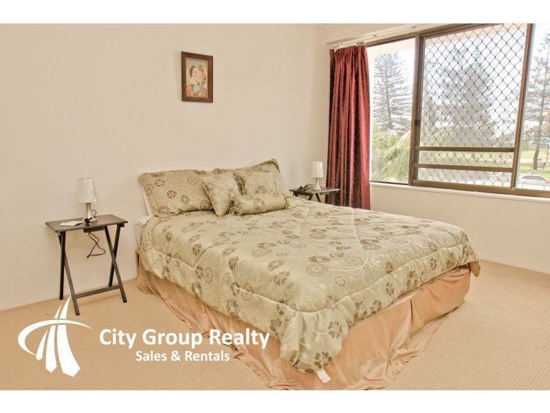 102/157 Old Burleigh Road, Broadbeach QLD 4218