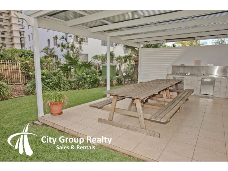 102/157 Old Burleigh Road, Broadbeach QLD 4218