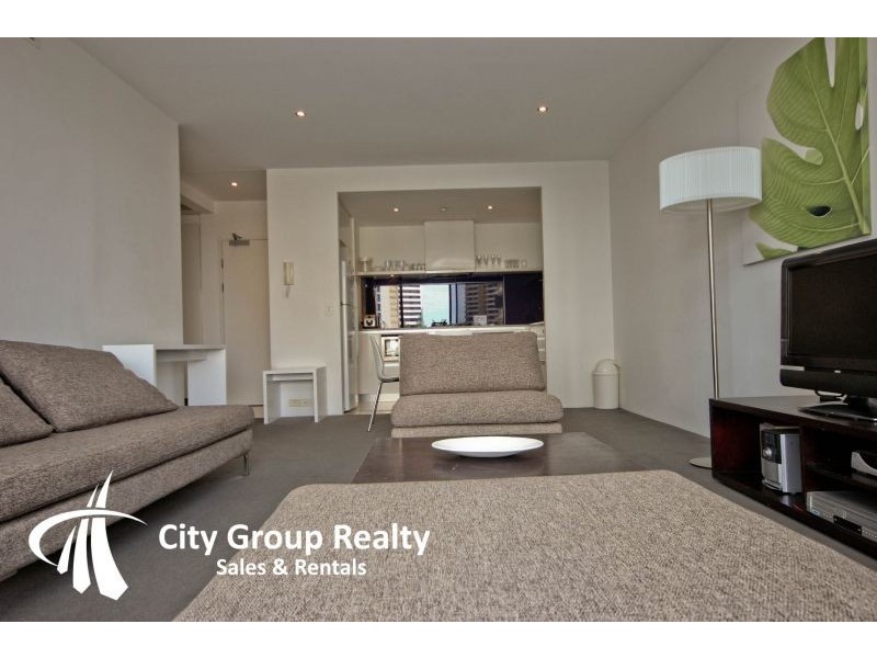 9 Ferny Avenue, Surfers Paradise QLD 4217