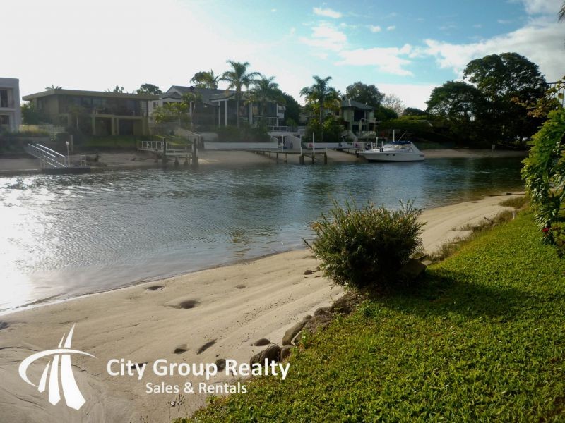 106 Gibraltar Drive, Isle Of Capri QLD 4217