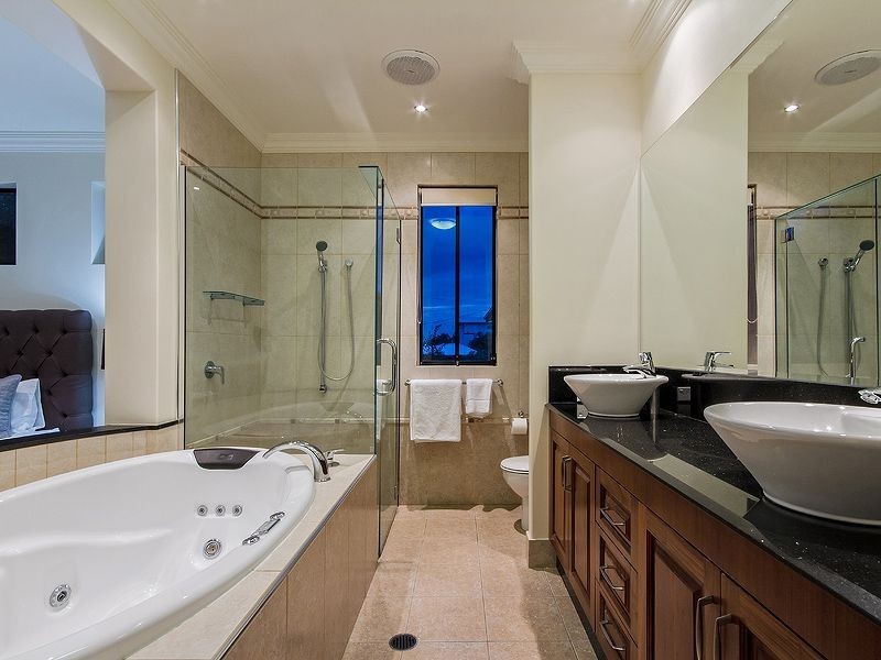 1/14 Fraser Avenue, Mermaid Beach QLD 4218