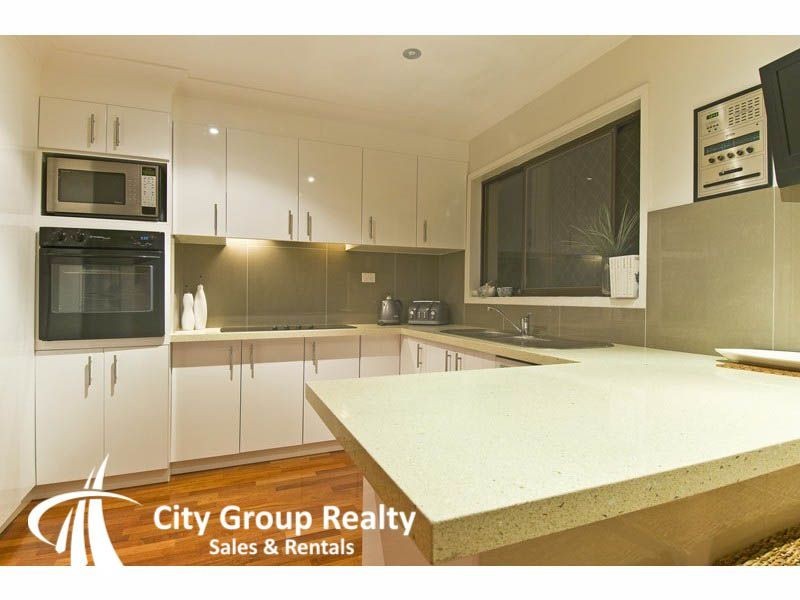 180 Burleigh Street, Burleigh Waters QLD 4220