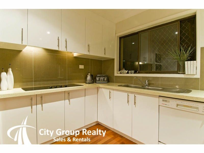 180 Burleigh Street, Burleigh Waters QLD 4220