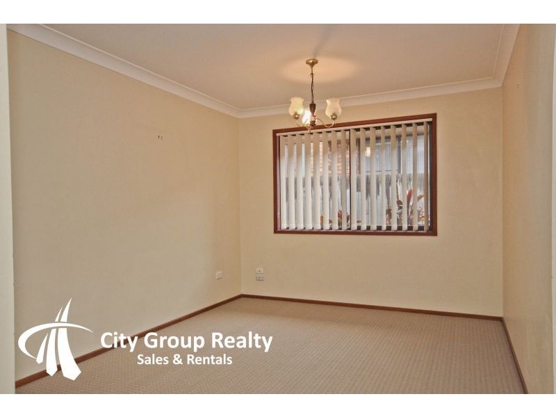 18 Redleaf Crt, Burleigh Waters QLD 4220