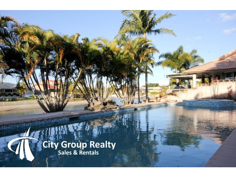 10 Wollundry Place, Mermaid Waters QLD 4218