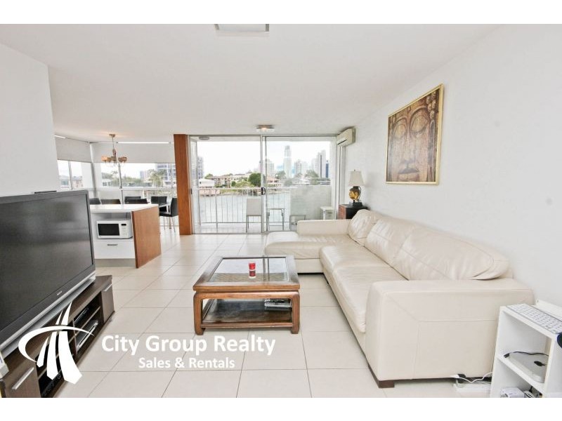 30 Watson Esplanade, Surfers Paradise QLD 4217