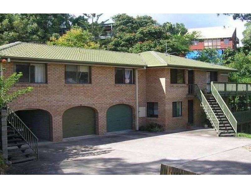11 Daisy Street, Elanora QLD 4221