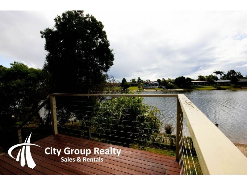 180 Burleigh Street, Burleigh Waters QLD 4220