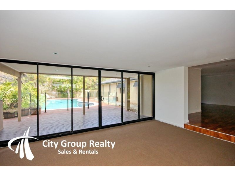 180 Burleigh Street, Burleigh Waters QLD 4220