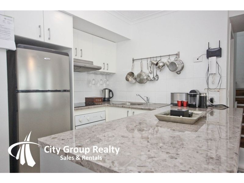 14/193 Surf Parade, Surfers Paradise QLD 4217