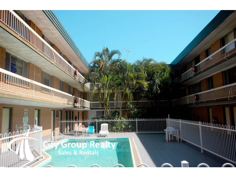 7/18 Tarcoola Crescent, Chevron Island QLD 4217