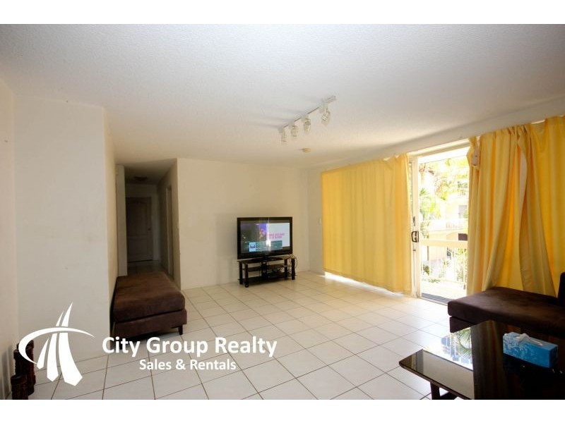 7/18 Tarcoola Crescent, Chevron Island QLD 4217