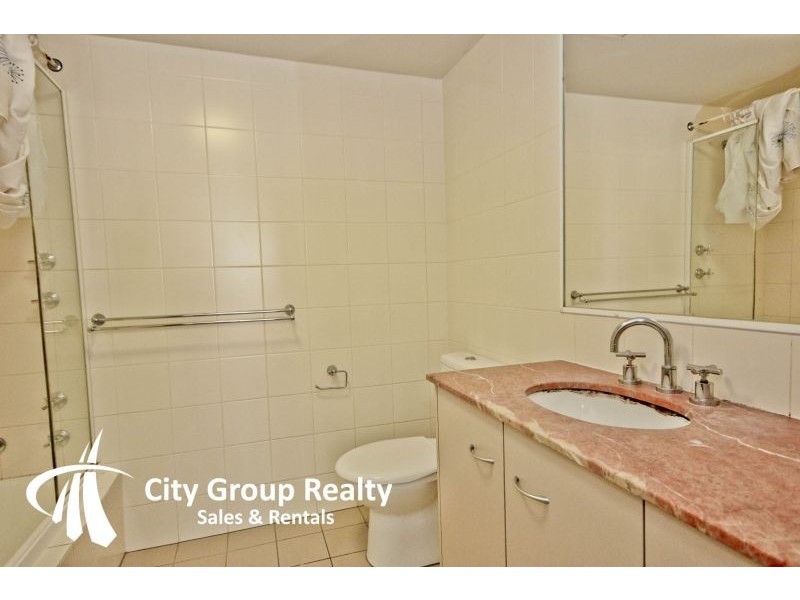 7/114 The Esplanade, Surfers Paradise QLD 4217