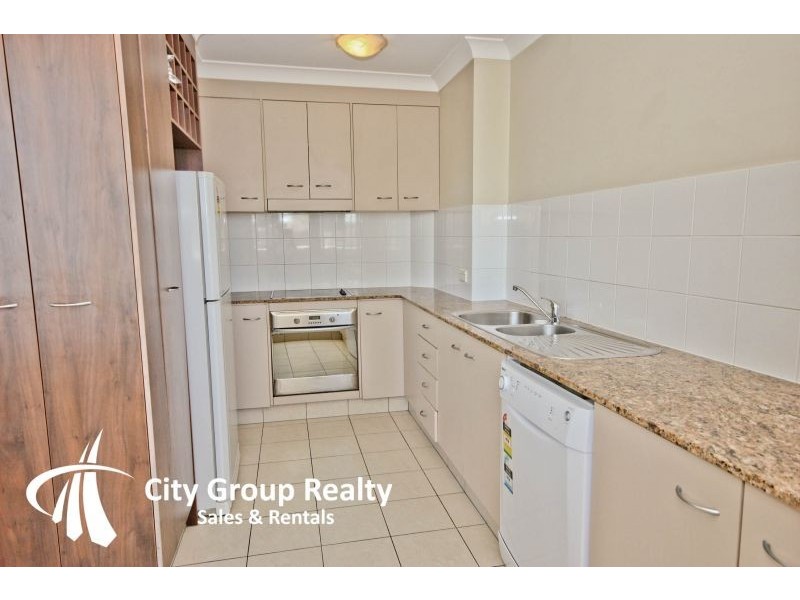 7/114 The Esplanade, Surfers Paradise QLD 4217