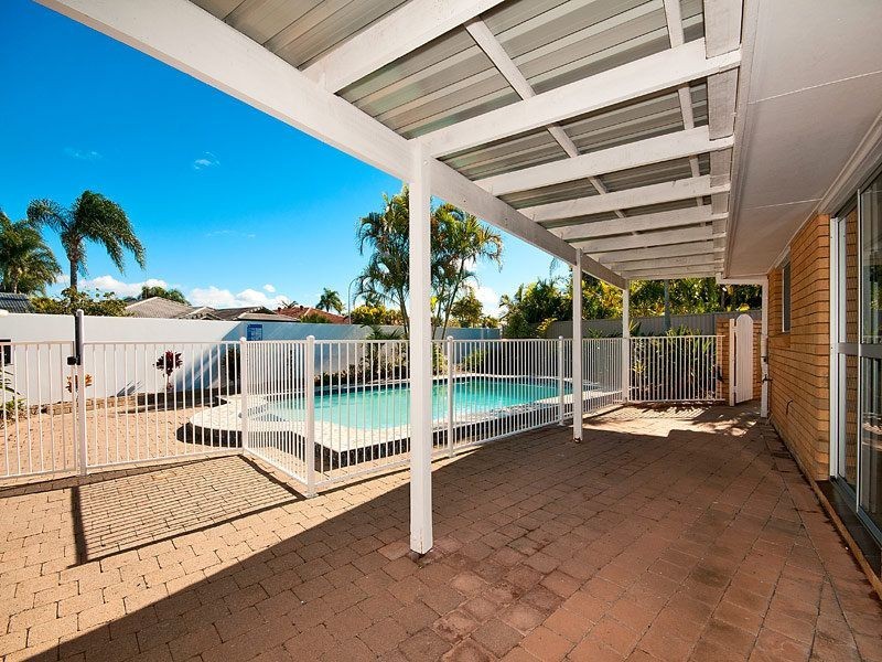 24 Platypus Avenue, Sorrento QLD 4217