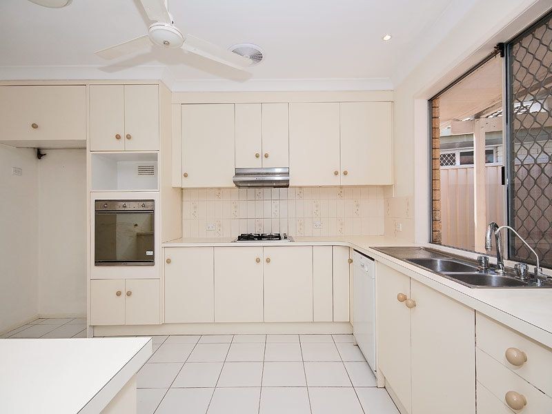 24 Platypus Avenue, Sorrento QLD 4217