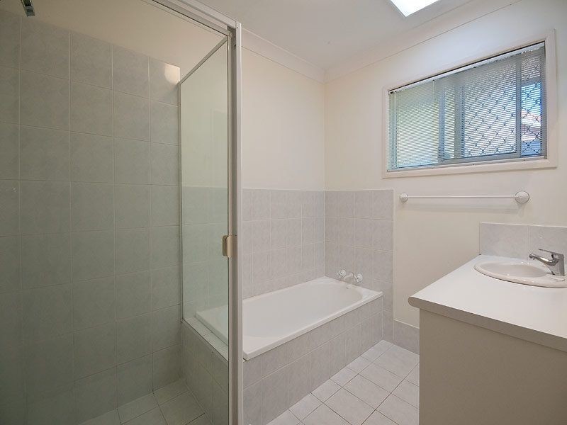24 Platypus Avenue, Sorrento QLD 4217