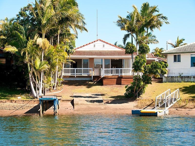 24 Platypus Avenue, Sorrento QLD 4217