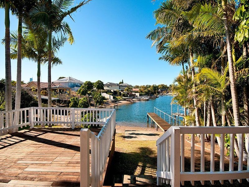 24 Platypus Avenue, Sorrento QLD 4217