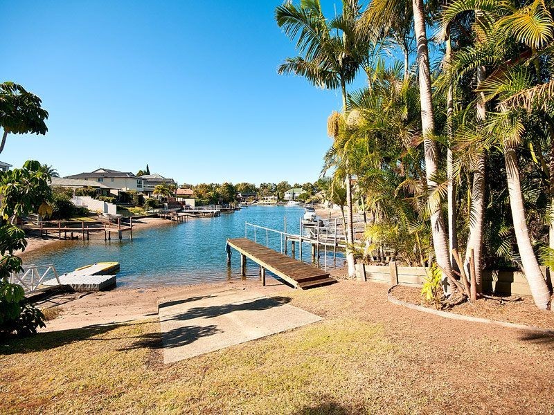24 Platypus Avenue, Sorrento QLD 4217