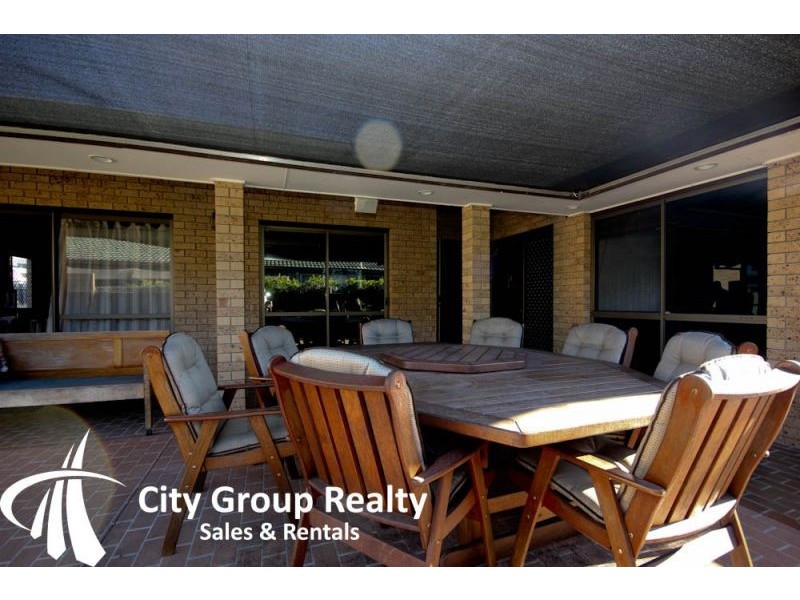 16 Tiwi Street, Bundall QLD 4217