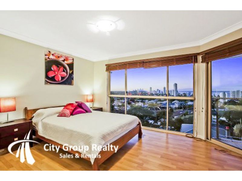 39 Hill Avenue, Burleigh Heads QLD 4220