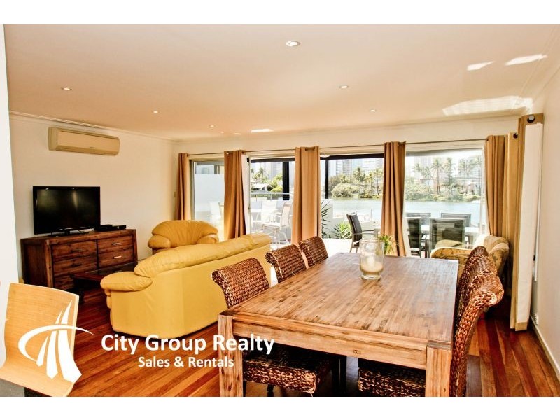 25 Sunrise Boulevard, Surfers Paradise QLD 4217